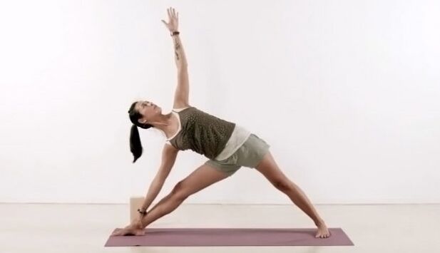 yoga triangular weight loss pose